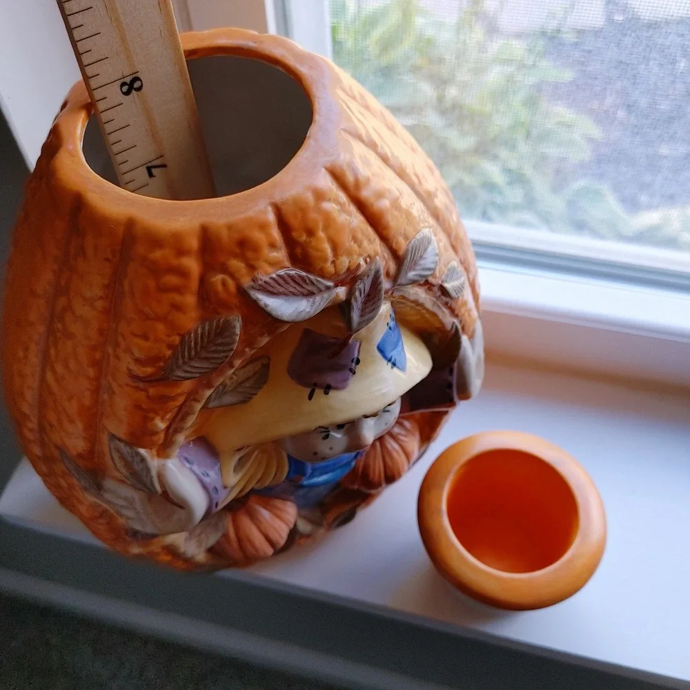 N/A charming ceramic